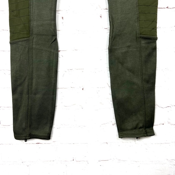 |•ATHLETA•| Moto Style Activewear Athletic Workout Pants - Picture 10 of 16